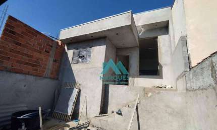 Casa nova em ótimo bairro com 3 dormitórios sendo uma suíte