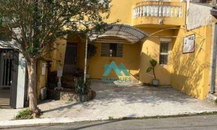 Excelente sobrado em bairro próximo a tudo em Caçapava-SP