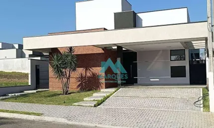 CASA TÉRREA COM  PISCINA EM CONDOMÍNIO FECHADO EM CAÇAPAVA-SP