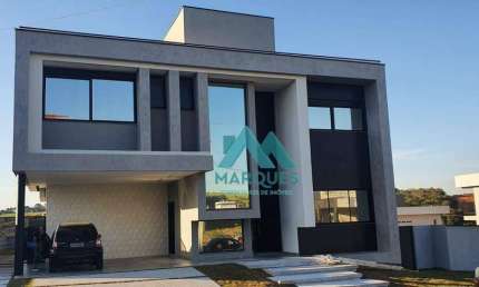 LUXUOSO SOBRADO COM PISCINA DE BORDA INFINITA  EM C ONDOMÍNIO DE ALTO PADRÃO