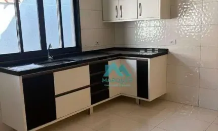Casa térrea com 3 dormitórios em bairro de ótima localização