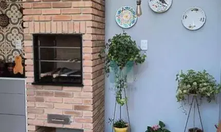 Excelente sobrado com acabamento diferenciado em condomínio aceita permuta com apartamento