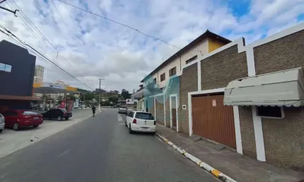 Casa com 2 dormitórios, suíte, garagem coberta para alugar, 120 m² na avenida brasil por r$ 2.100/mês - vila antônio augusto luiz - caçapava/sp