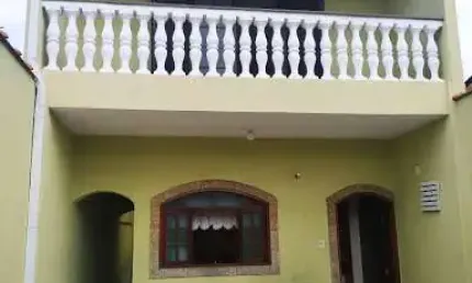 Casa com 3 quartos à venda na Vila Naly, Caçapava 