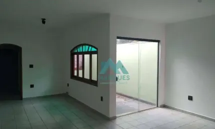 Casa com 2 quartos à venda na Vila Prado, Caçapava 