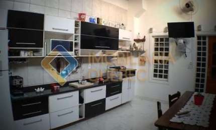 Casa com 3 quartos à venda na Rua dos Aliados, Campos Elíseos, Ribeirão Preto, 147 m2 por R$ 325.000