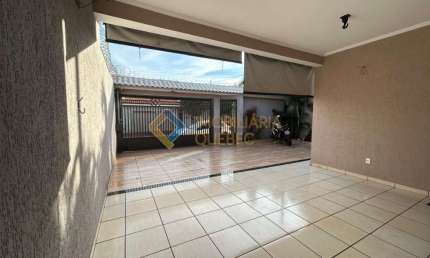 Casa com 2 quartos à venda na Rua Luiz Cláudio dos Santos Gual, Planalto Verde, Ribeirão Preto, 200 m2 por R$ 500.000