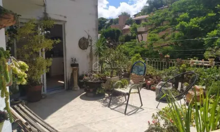 Casa em condomínio fechado com 5 quartos à venda na Rua Cataldo Bove, 68, Colinas do Ermitage (Sousas), Campinas, 300 m2 por R$ 850.000