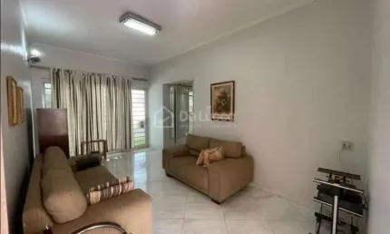 Casa com 3 quartos à venda na Rua Frei Antônio de Pádua, 811, Jardim Guanabara, Campinas, 211 m2 por R$ 890.000