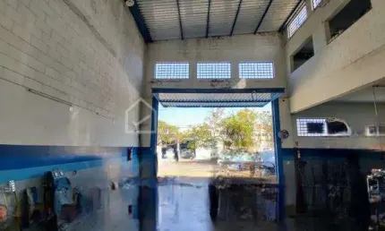 Barracão / Galpão / Depósito para alugar na Rua Ralpho Leite de Barros, 76, Jardim do Trevo, Campinas, 327 m2 por R$ 10.000