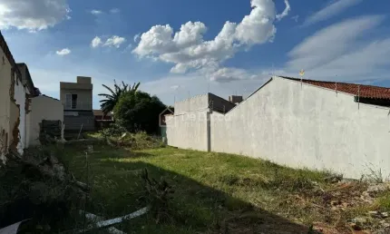 Terreno comercial à venda na Doutor Antônio de Castro Prado, 286, Vila Clayton, Valinhos por R$ 597.000