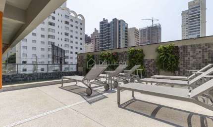 Apartamento com 1 quarto para alugar na Rua Maria Monteiro, 536, Cambuí, Campinas, 39 m2 por R$ 4.300