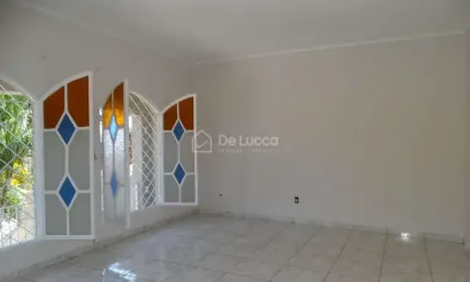Casa comercial à venda na bortholo olivo, 102, castelo, valinhos, 166 m2 por r$ 800.000