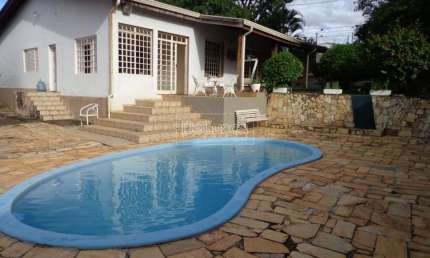 Casa com 3 quartos à venda na Rua Alexandre Humberto Moletta, 762, Jardim Pinheiros, Valinhos, 800 m2 por R$ 2.600.000