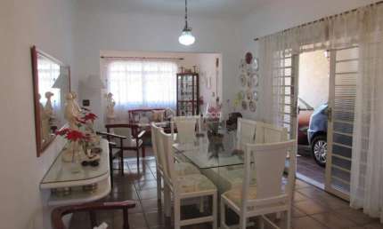 Casa com 4 quartos à venda na Rua Presidente Prudente, 736, Chácara da Barra, Campinas, 196 m2 por R$ 780.000