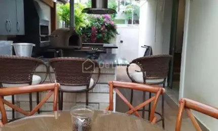 Casa em condomínio fechado com 4 quartos à venda na rua jean mermoz, 125, parque da hípica, campinas, 260 m2 por r$ 1.700.000