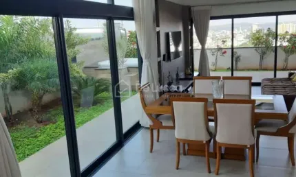 Casa em condomínio fechado com 3 quartos à venda na Estrada do Jequitibá, 999, Pinheiro, Valinhos, 268 m2 por R$ 1.800.000