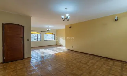Casa comercial à venda na Rua Visconde de Cairu, 225, Vila Anhangüera, Valinhos, 327 m2 por R$ 1.590.000