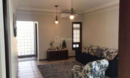 Casa com 3 quartos à venda na Rua Joaquim Pinto de Moraes, 29, Jardim das Paineiras, Campinas, 162 m2 por R$ 800.000