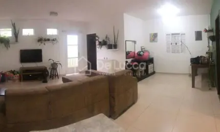 Casa com 5 quartos à venda na avenida josé fonseca arruda, 665, jardim dos oliveiras, campinas, 280 m2 por r$ 830.000