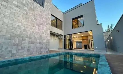 Casa em condomínio fechado com 4 quartos à venda na Rua Roberto Abdalla, 32, Vila dos Plátanos, Campinas, 320 m2 por R$ 2.700.000