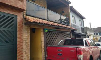 Sobrado para Venda no bairro Parque Guarani, 3 dorm, 1 suíte, 3 vagas, 201 m