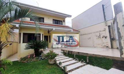 Sobrado com piscina com 3 dormitórios à venda, 240 m² por R$ 1.420.000 - Alto Tarumã - Pinhais/PR