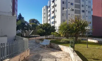 Apartamento com 2 dormitórios à venda, 67 m² por R$ 600.000,00 - Cabral - Curitiba/PR