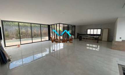Belíssima casa à venda no Condomínio Residencial Tamboré 11!