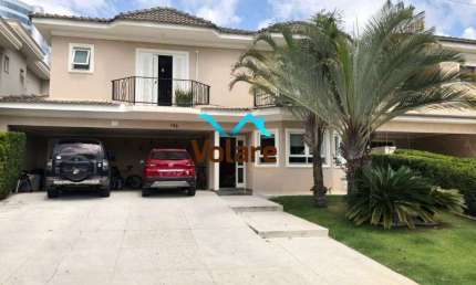 Imóvel de luxo em condomínio fechado em Alphaville Conde II: 4 quartos, 4 suítes, 399m² - Barueri-SP