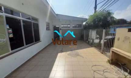 Casa à venda em Osasco-SP, Bela Vista: 3 quartos, 2 salas, 2 banheiros, 4 vagas, 217m² de área. Venha conferir!