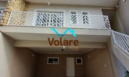 Sobrado de 190m² com 3 suítes + escritório, quintal com jardim e churrasqueira e garagem para 4 carros à venda na Vila Campesina