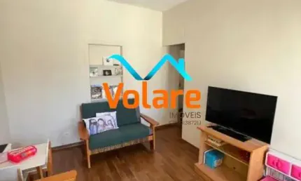 Casa à venda em Osasco-SP, Vila Campesina! Com 3 quartos, 1 sala, 1 banheiro, 5 vagas de garagem e 250m².