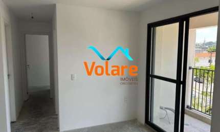 Apartamento à venda na Vila Anastácio, São Paulo-SP: 2 quartos, 1 suíte, 1 sala, 2 banheiros, 1 vaga, 55m² de área.