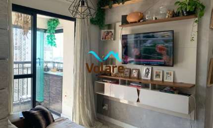 Apartamento à venda em Osasco-SP, no Continental. 1 quarto, 2 salas, 1 banheiro, 1 vaga de garagem.