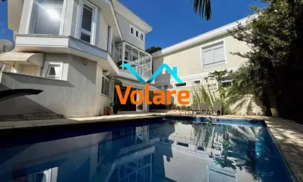 Imóvel de alto padrão com 4 suítes no residencial valville 1 em santana de parnaíba/sp: 369m², 6 vagas.