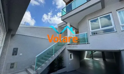 Casa nunca habitada à venda em Osasco-SP, na Vila Campesina: 3 quartos, 1 suíte, 2 salas, 5 vagas de garagem, 182m².Venha conferir! (PL)
