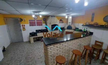 Espetacular Casa à Venda em Osasco-SP, Bairro Pestana: 4 Quartos, 2 Suítes, 3 Salas, 5 Banheiros, 2 Vagas, 450m². Venha Conferir!