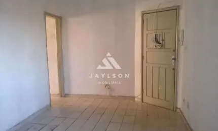 Apartamento com 2 quartos à venda na Rua José Maurício, Penha, Rio de Janeiro, 54 m2 por R$ 140.000