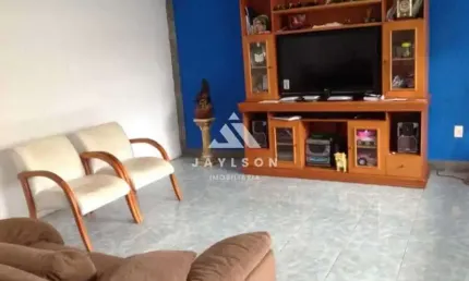 Casa em condomínio fechado com 3 quartos à venda na Rua Acará, Vaz Lobo, Rio de Janeiro, 301 m2 por R$ 580.000