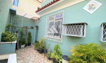 Casa com 1 quarto à venda na Rua Montevidéu, Penha, Rio de Janeiro, 82 m2 por R$ 250.000