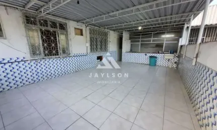 Casa em condomínio fechado com 4 quartos à venda na Estrada da Água Grande, Vista Alegre, Rio de Janeiro, 196 m2 por R$ 650.000