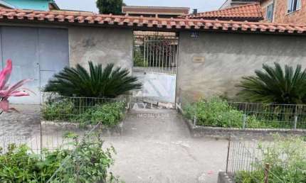 Casa com 4 quartos à venda na Rua Lauro Sodré, Vila Santo Antônio, Duque de Caxias, 192 m2 por R$ 280.000