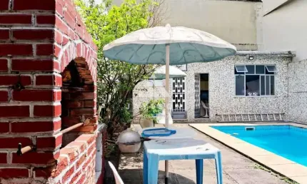 Casa com 4 quartos à venda na Rua Tembés, Vila Kosmos, Rio de Janeiro, 241 m2 por R$ 650.000