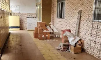 Apartamento com 3 quartos à venda na Rua Canudos, Irajá, Rio de Janeiro, 60 m2 por R$ 180.000