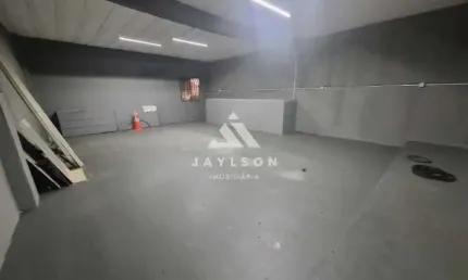 Ponto comercial com 13 salas para alugar na Avenida Lobo Júnior, Penha Circular, Rio de Janeiro, 372 m2 por R$ 4.250