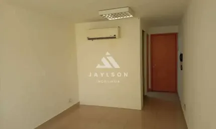Sala comercial com 1 sala à venda na Avenida Dom Hélder Câmara, Engenho de Dentro, Rio de Janeiro, 26 m2 por R$ 138.000