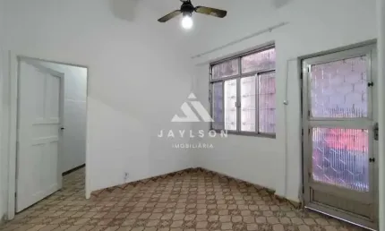 Apartamento com 2 quartos para alugar na Rua Criciúma, Vista Alegre, Rio de Janeiro, 90 m2 por R$ 1.200