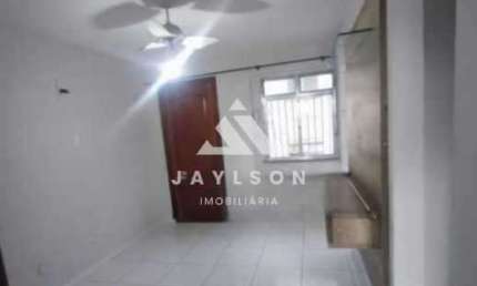 Apartamento com 2 quartos à venda na Avenida Brasil, Irajá, Rio de Janeiro, 43 m2 por R$ 165.000