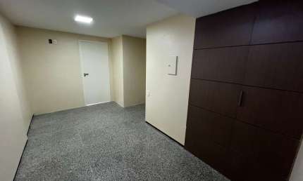 VERAS ALUGA SALA COMERCIAL NO ED HARMONY MEDICAL CENTER